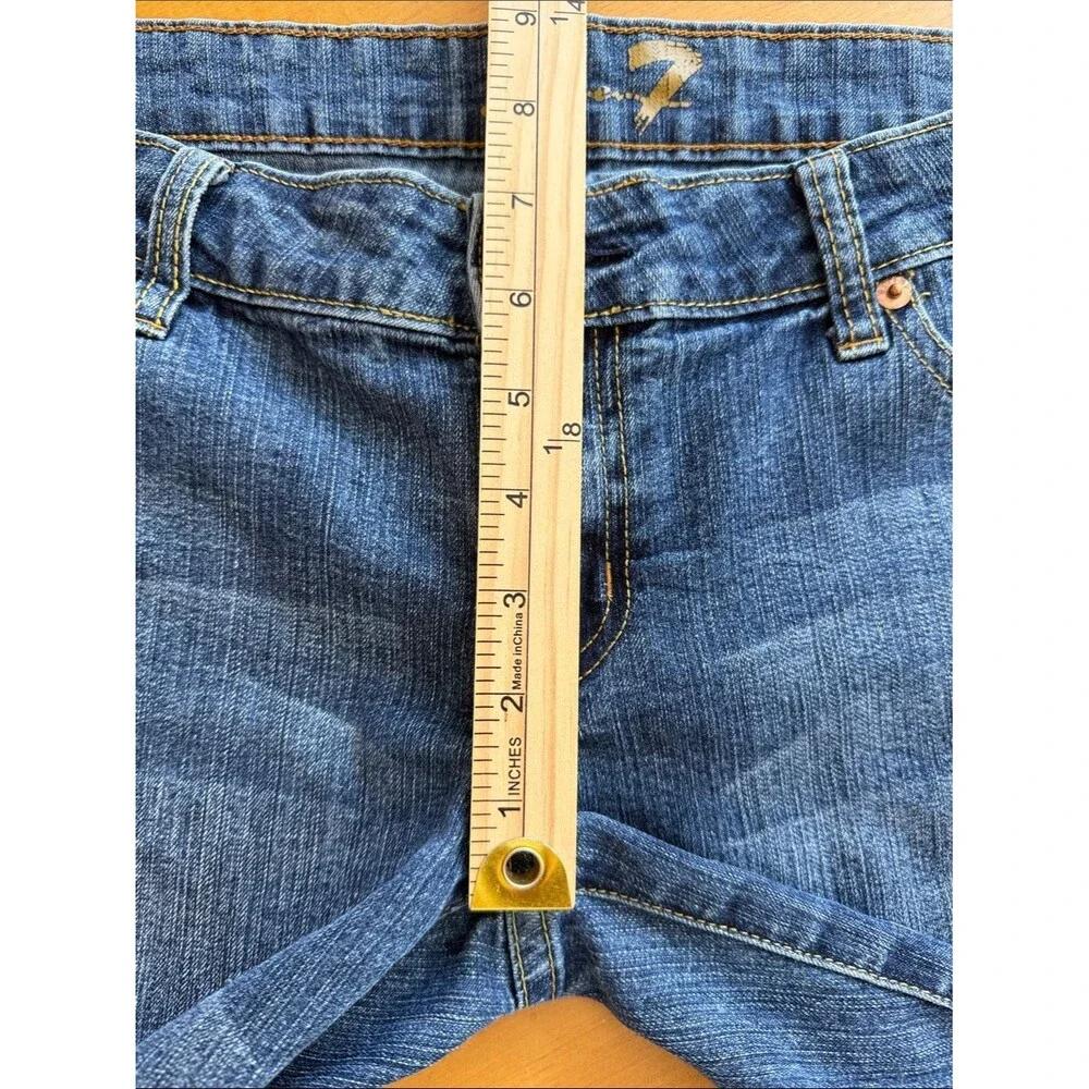 Seven 7 Low Rise Medium Blue Denim Jeans Cutoff Shorts 31 Y2K Cowgirl Jorts